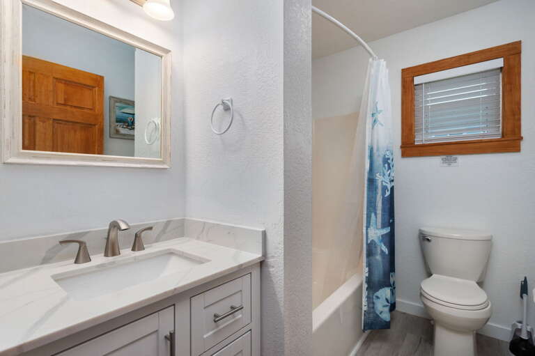 KH195: Just Wright | TL Bedroom 3 - Private Bath KH195: Just Wright | TL Bedroom 3 - Private Bath