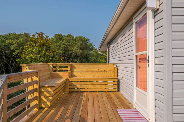 KH195: Just Wright | TL Front Sun Deck KH195: Just Wright | TL Front Sun Deck