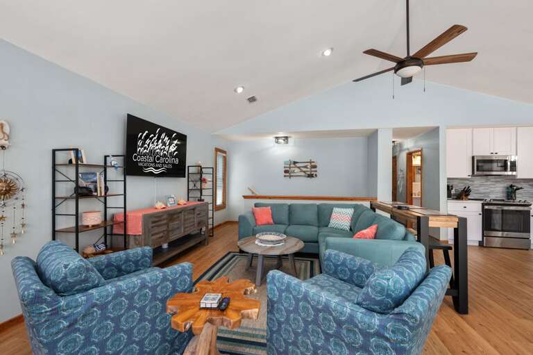 KH195: Just Wright | TL Living Area -Deck Access KH195: Just Wright | TL Living Area -Deck Access