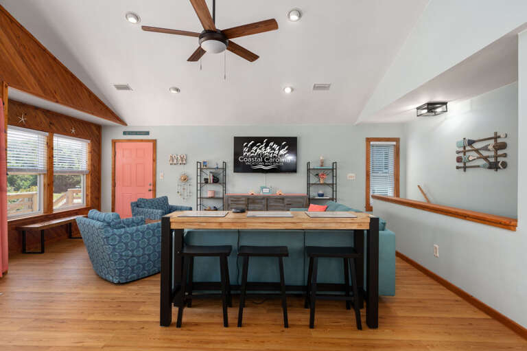 KH195: Just Wright | TL Living Area -Deck Access KH195: Just Wright | TL Living Area -Deck Access