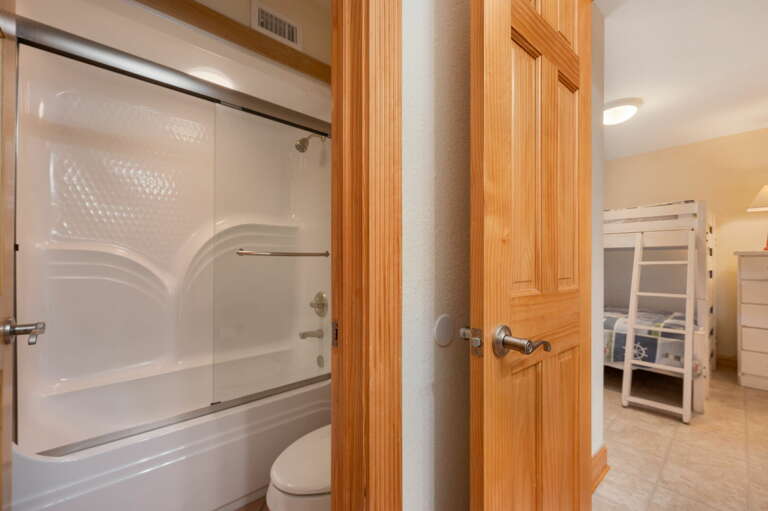 NH205: Celestial Shore | LL Shared Bath by BRs 1 & 2