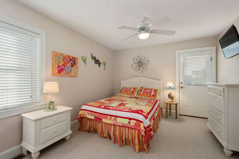 NH283: Pelican's Post | ML Bedroom 3- Queen, Shared Bath