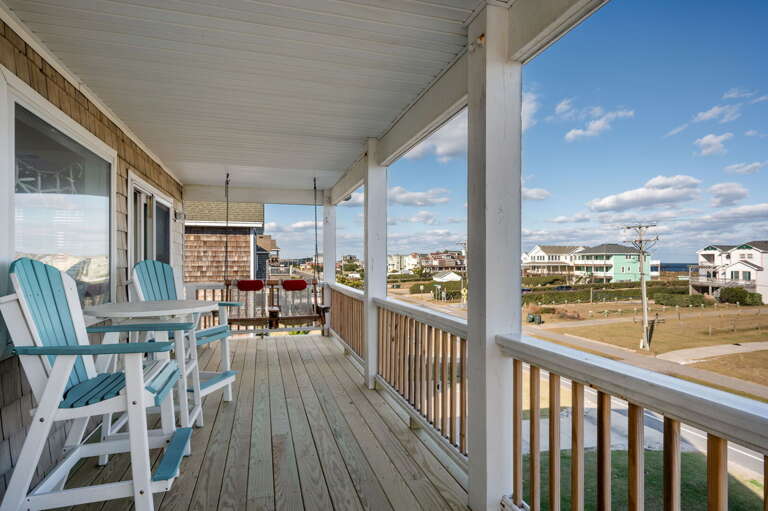 NH283: Pelican's Post | TL Covered Front Deck with Seating