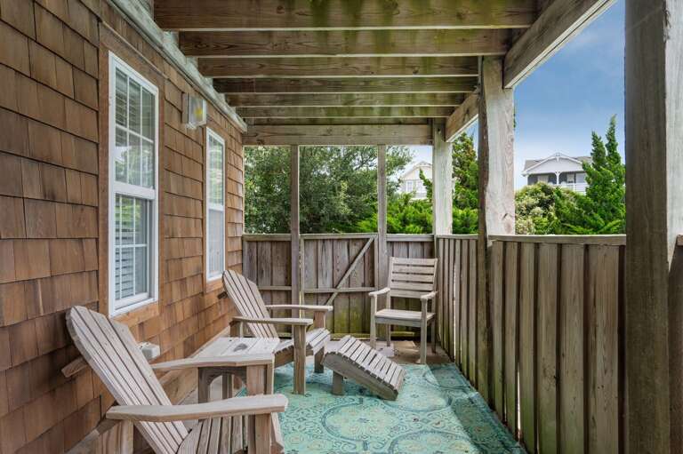 NH299: Bella Vita | LL Patio