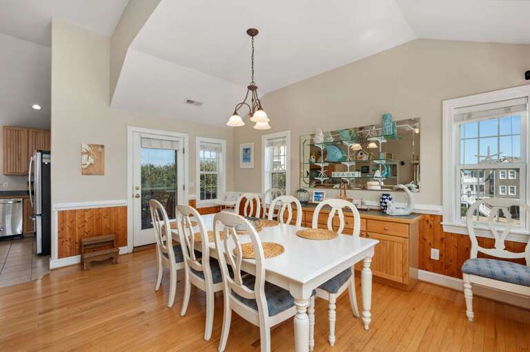 NH299: Bella Vita | TL Dining Area - Seating for 8