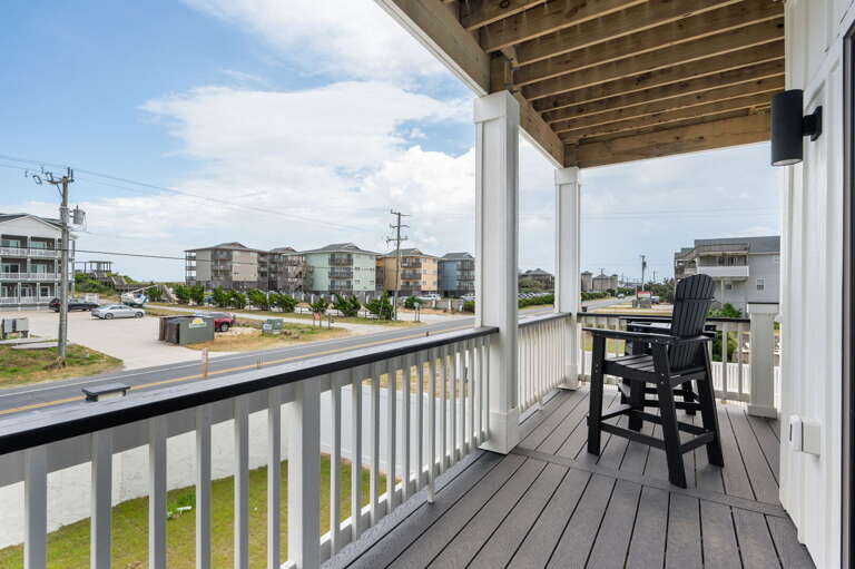 OB304: Ocean Breeze 304 | ML Bedroom 1 -  Deck Access