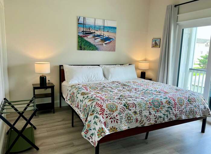 OB304: Ocean Breeze 304 | ML Bedroom 1 - King, Private Bath, Deck Access