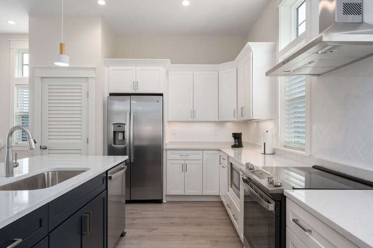 OB304: Ocean Breeze 304 | TL Kitchen Area