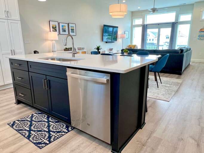OB304: Ocean Breeze 304 | TL Kitchen Area