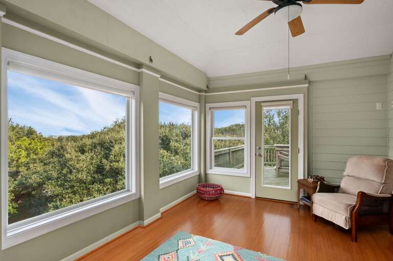 SH157: Chase-n-Grace | TL Bedroom 4 - Enclosed Sun Room