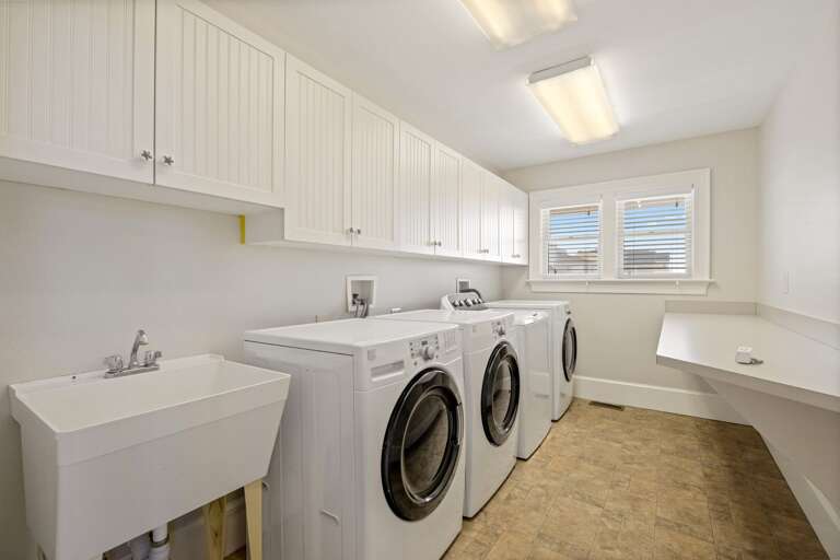 SNH345: Take It To The Limit | ML Laundry Area