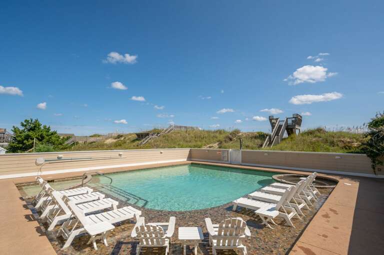 SNH345: Take It To The Limit |  Pool Area