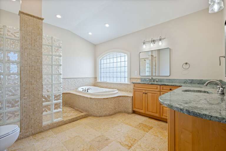 SNH345: Take It To The Limit |  TL Bedroom 16 - Private Bath