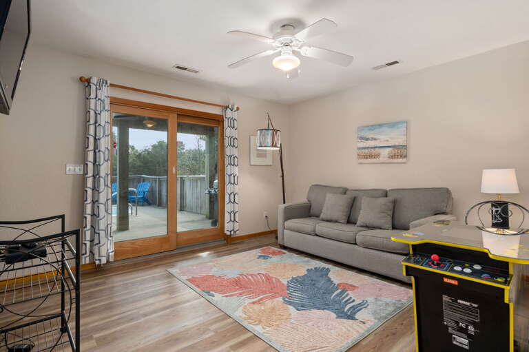 WH567: Sunshine Daydream | LL Game Room