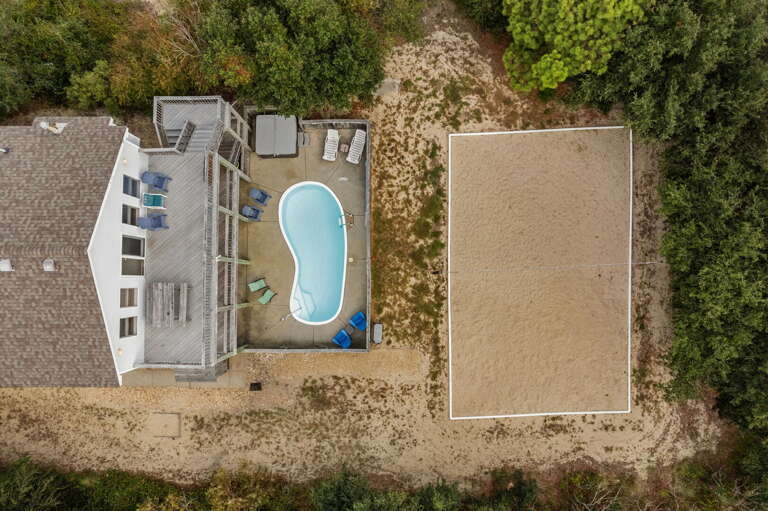 WH567: Sunshine Daydream | Rear Exterior Aerial