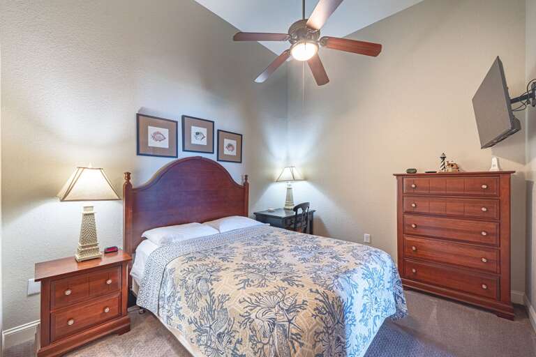 FF311: The Wright Place | Bedroom 1 - Queen, Semi-Private Bath