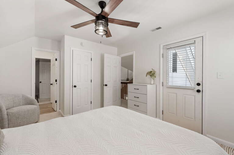 NH515: Club Paradise | TL Bedroom 2 - Queen, Private Bath, Deck Access