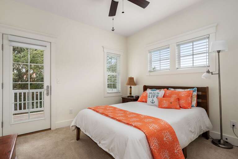 KH252: Between the Cs | ML Bedroom 2 - Queen, Deck Access