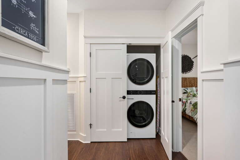 KH252: Between the Cs | ML Laundry Area