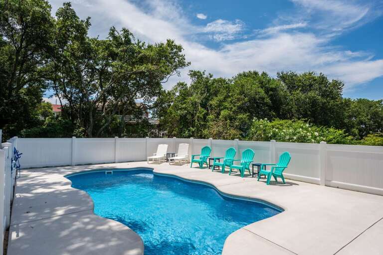 KH252: Between the Cs | Private Pool Deck