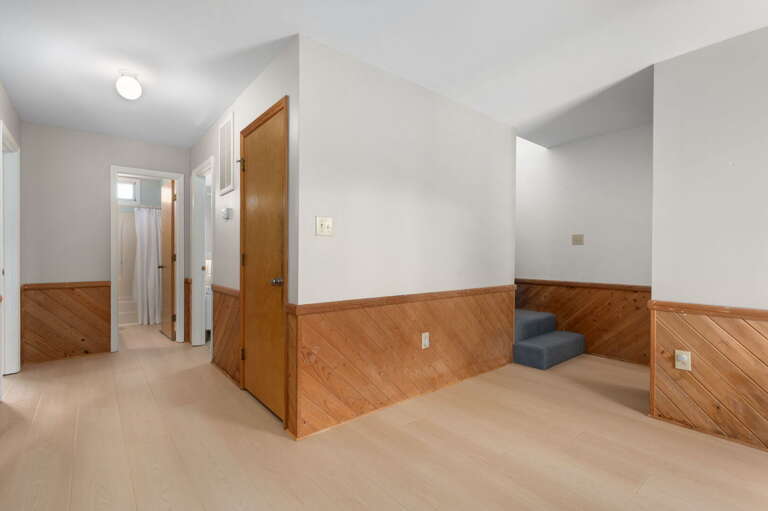 SH153: Sandy Sea View | ML Foyer SH153: Sandy Sea View | ML Foyer