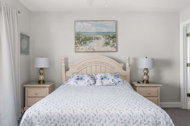 SNH263: Gone Coastal | ML Bedroom 3 - Queen, Private Bath, Deck Access