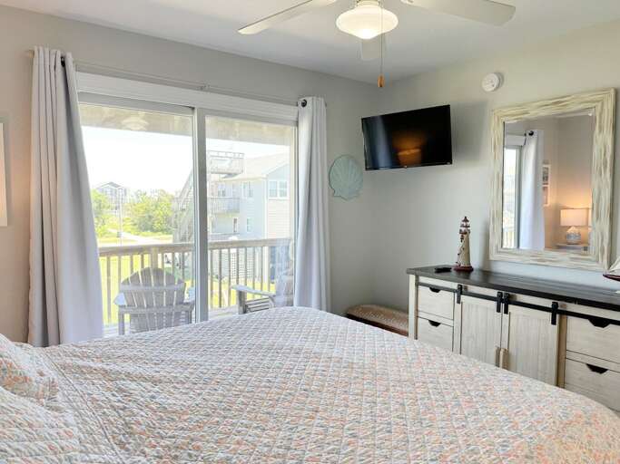 SNH263: Gone Coastal | ML Bedroom 5 - King, Deck Access