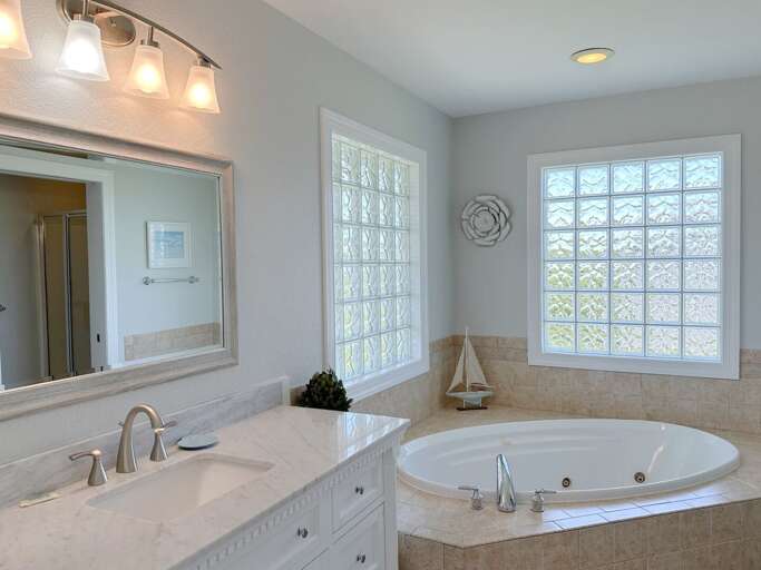 SNH263: Gone Coastal | TL Bedroom 6 - Private Bath