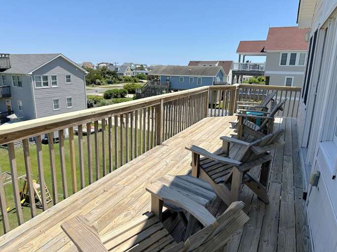 SNH263: Gone Coastal | TL Sun Deck