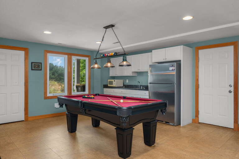 CC230: A Shore Thing | LL Rec Room - Pool Table, Kitchenette w/Full Sized Refrigerator