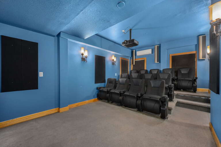 CC230: A Shore Thing | LL Theater Room