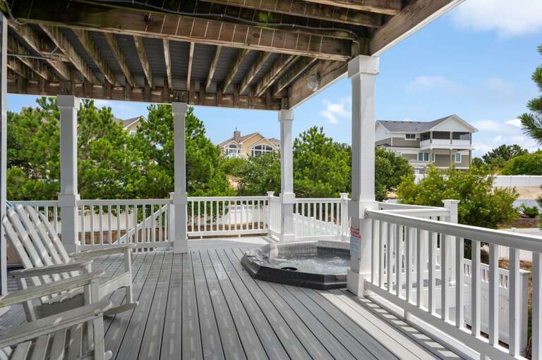 CC230: A Shore Thing | ML Covered Deck - Hot Tub