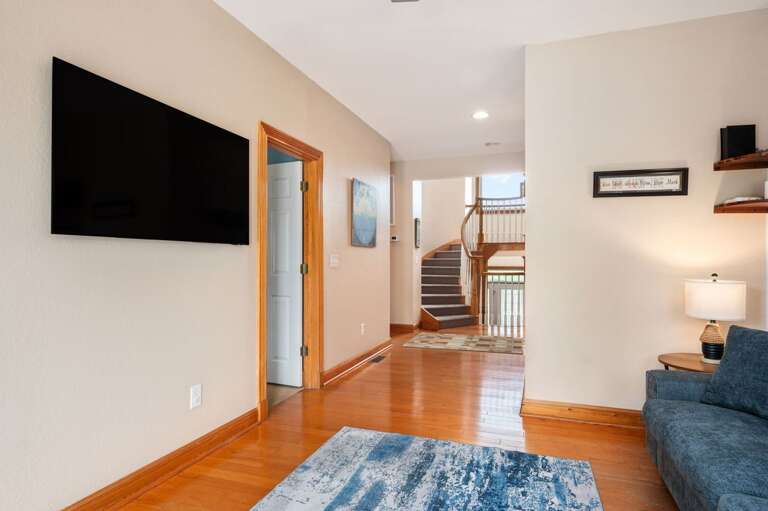 CC230: A Shore Thing | ML Den - Deck Access