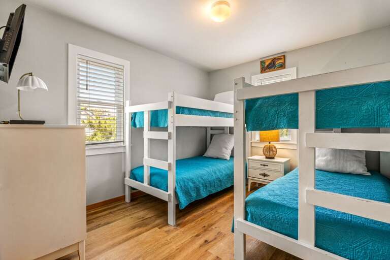 SNH503: Blue Pearl | ML Bedroom 1 - Two Bunk Beds SNH503: Blue Pearl | ML Bedroom 1 - Two Bunk Beds
