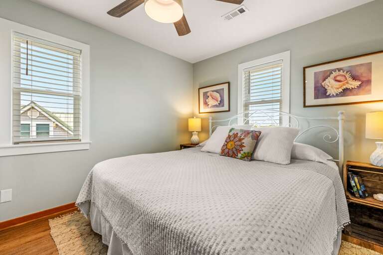 SNH503: Blue Pearl | TL Bedroom 4 - King SNH503: Blue Pearl | TL Bedroom 4 - King