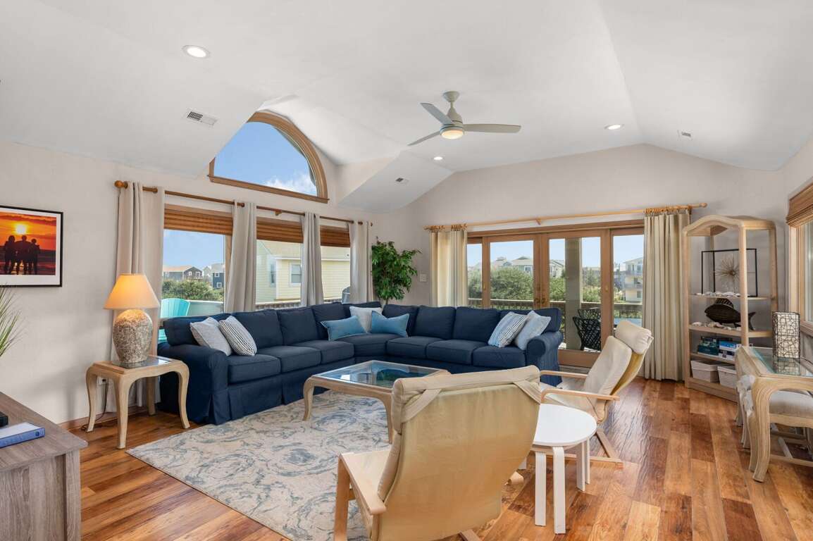 DK202: Quackin n Relaxin | TL Living Area - Deck Access DK202: Quackin n Relaxin | TL Living Area - Deck Access
