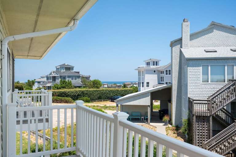 DK290: Point of View | East Facing Covered Deck - Ocean View!