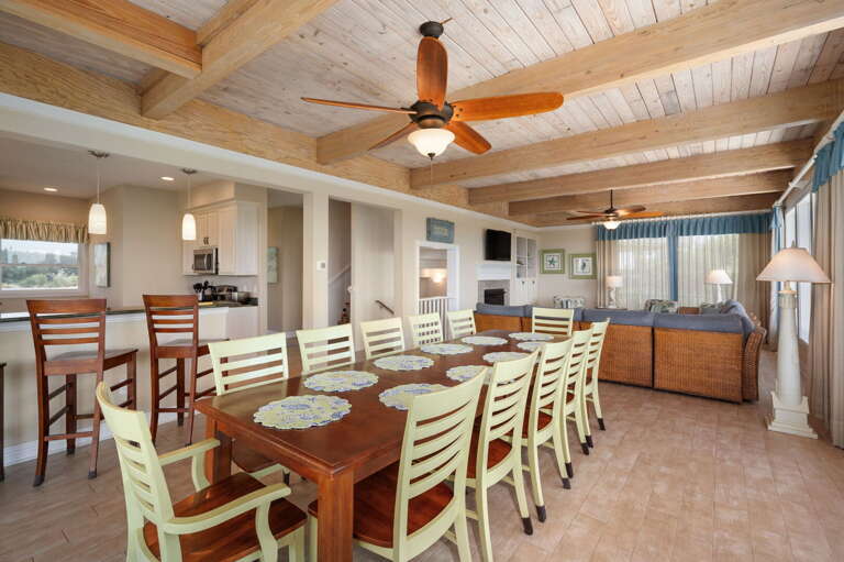 DK290: Point of View | ML Dining Area - Seating for 12, Deck Access