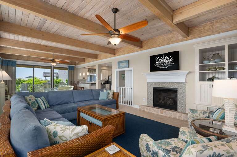 DK290: Point of View | ML Living Area - Deck Access (Fireplace not for guest use)