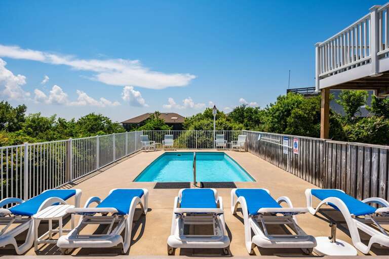 DK290: Point of View | Pool Deck