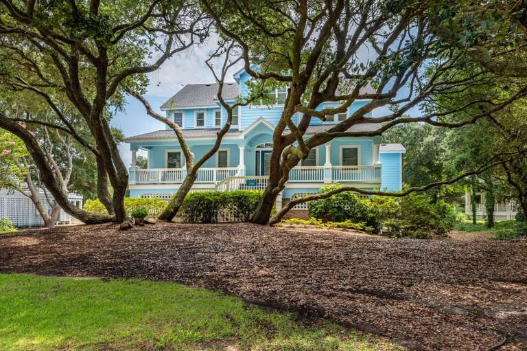 CC076: Three's A Charm | Front Exterior