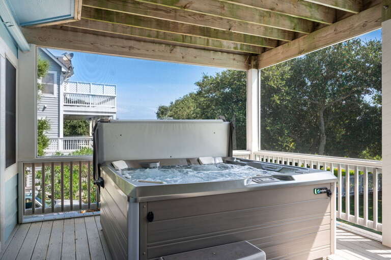 CC076: Three's A Charm | ML Deck - Screened Porch, Hot Tub