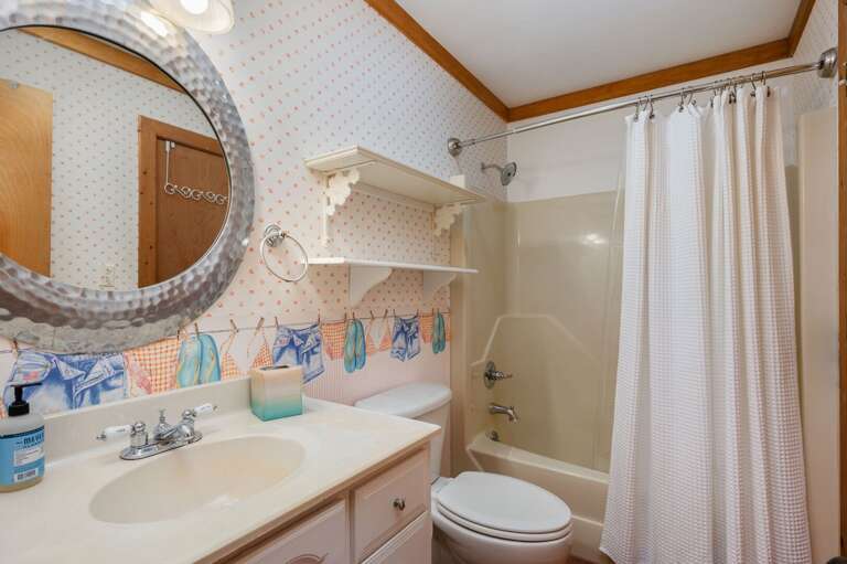 DK347: "Ehh, What's up, Duck" | ML Hall Bath