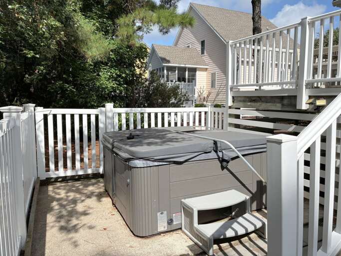 MB67: Coast to Coast | Hot Tub MB67: Coast to Coast | Hot Tub