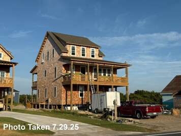 NH369: Nags Head 369 | Front Exterior
