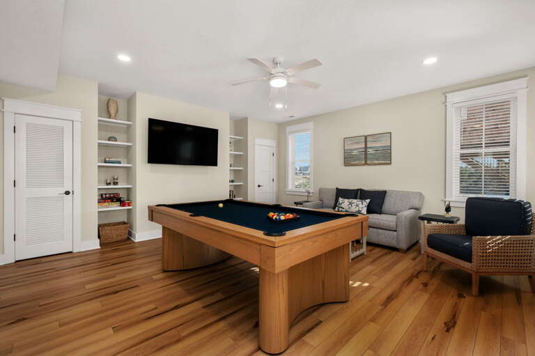 NH369: Nags Head 369 | LL Rec Room - Deck Access