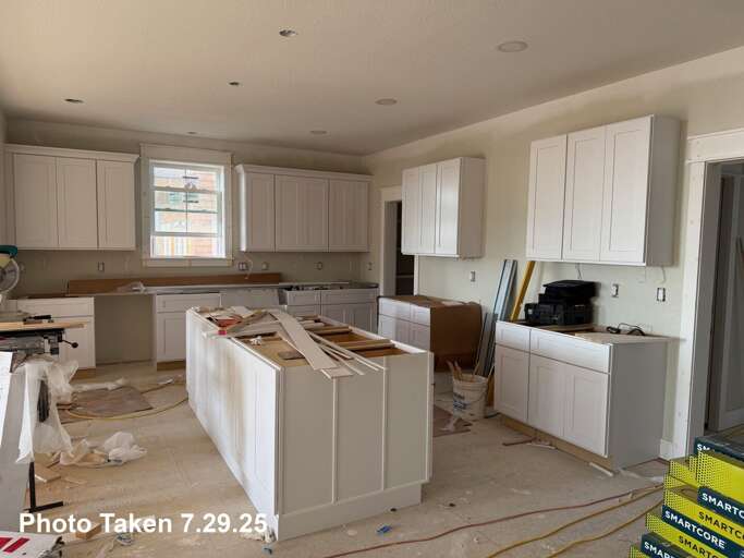 NH369: Nags Head 369 | ML Kitchen