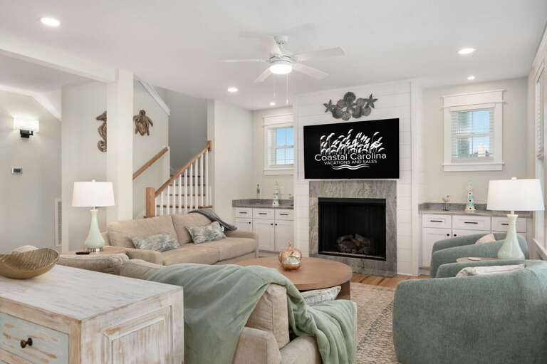 NH369: Nags Head 369 | ML Living Area - Deck Access