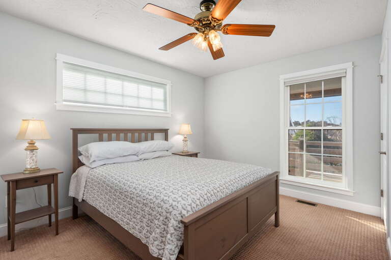 DK205: The Ranch | ML Bedroom 1 - Queen, Shared Bath