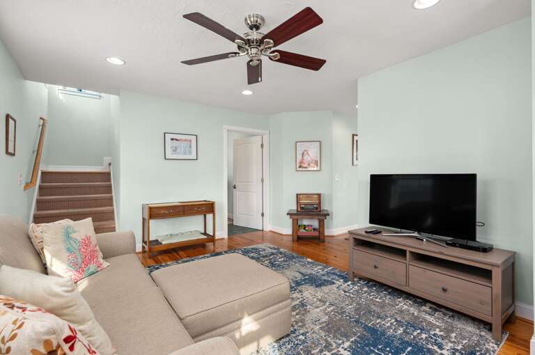 DK205: The Ranch | ML Den - Sleep Sofa